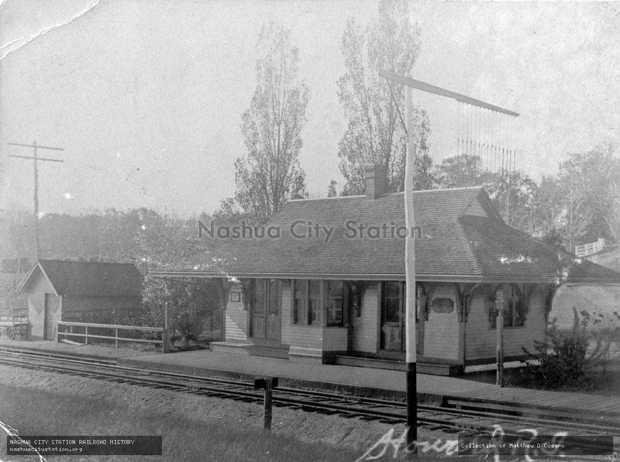 Postcard: Railroad Station, Howard, Rhode Island